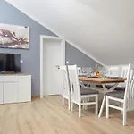 Nika Lägenhet Turanj