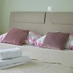 Nika Apartment Turanj